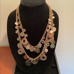 GRAZINIO Gold Hammered Triple Strand Linked Disc Necklace